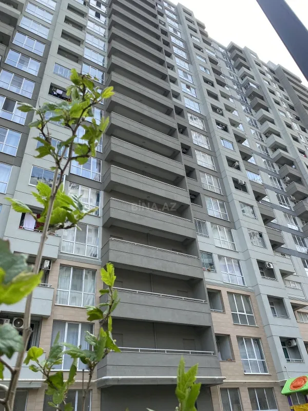 Satılır 2 otaqlı mənzil 77.8 m²