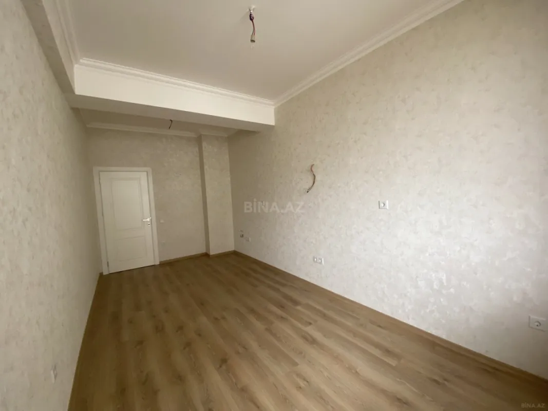 Satılır 2 otaqlı mənzil 77.8 m²