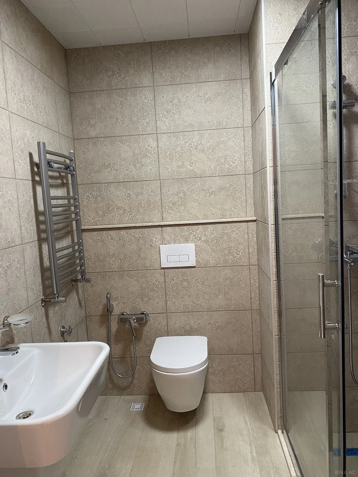 Satılır 2 otaqlı mənzil 77.8 m²