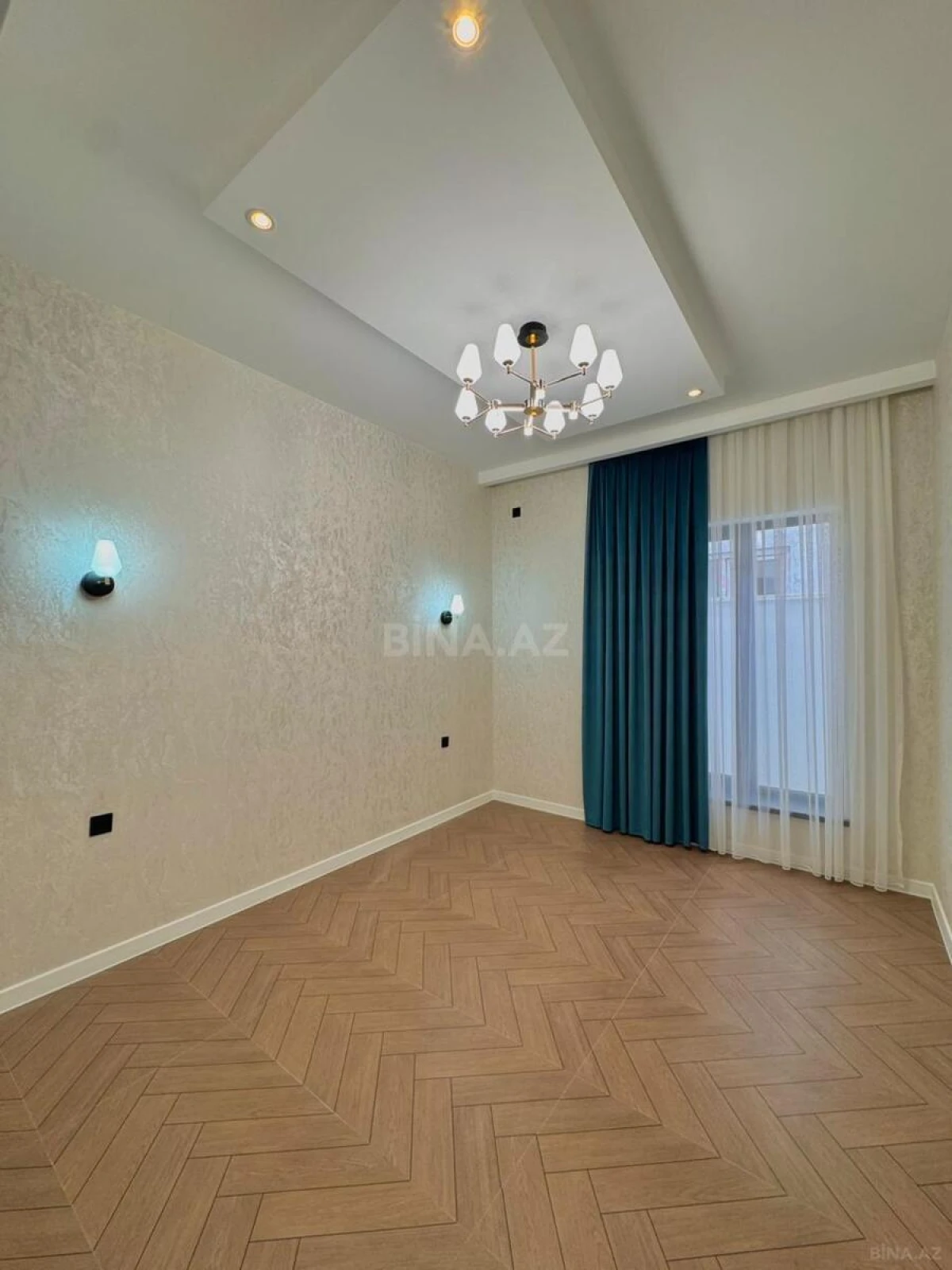 Satılır 4 otaqlı həyət evi 155 m²