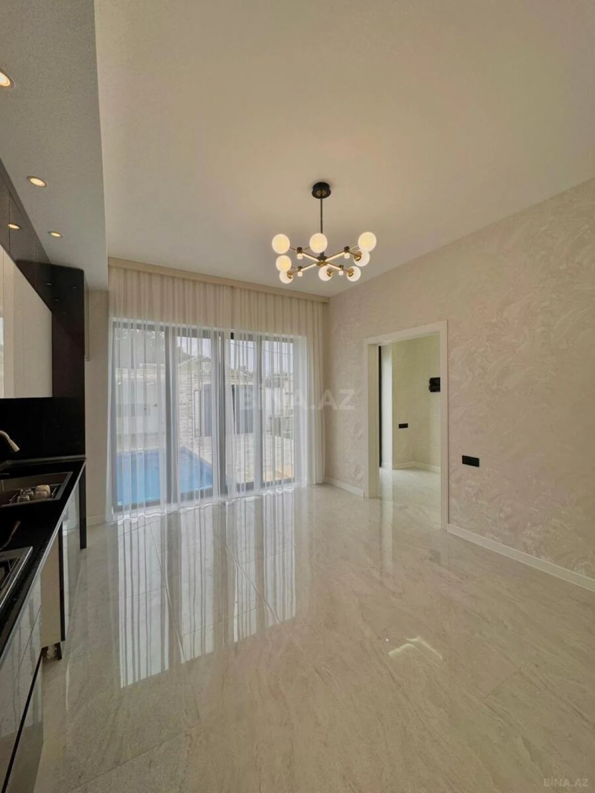 Satılır 4 otaqlı həyət evi 155 m²