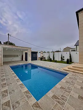 Satılır 4 otaqlı həyət evi 155 m²