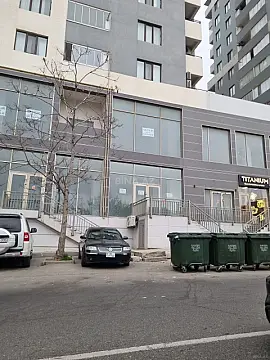 Satılır obyekt 65 m²