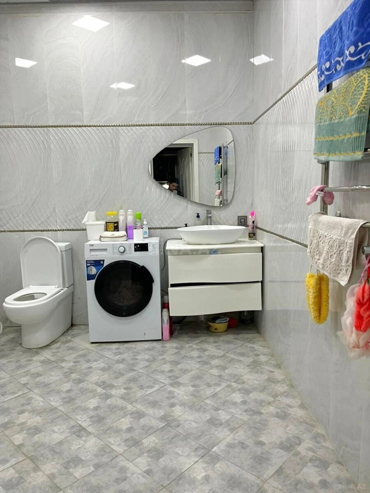 Satılır 3 otaqlı mənzil 105 m²