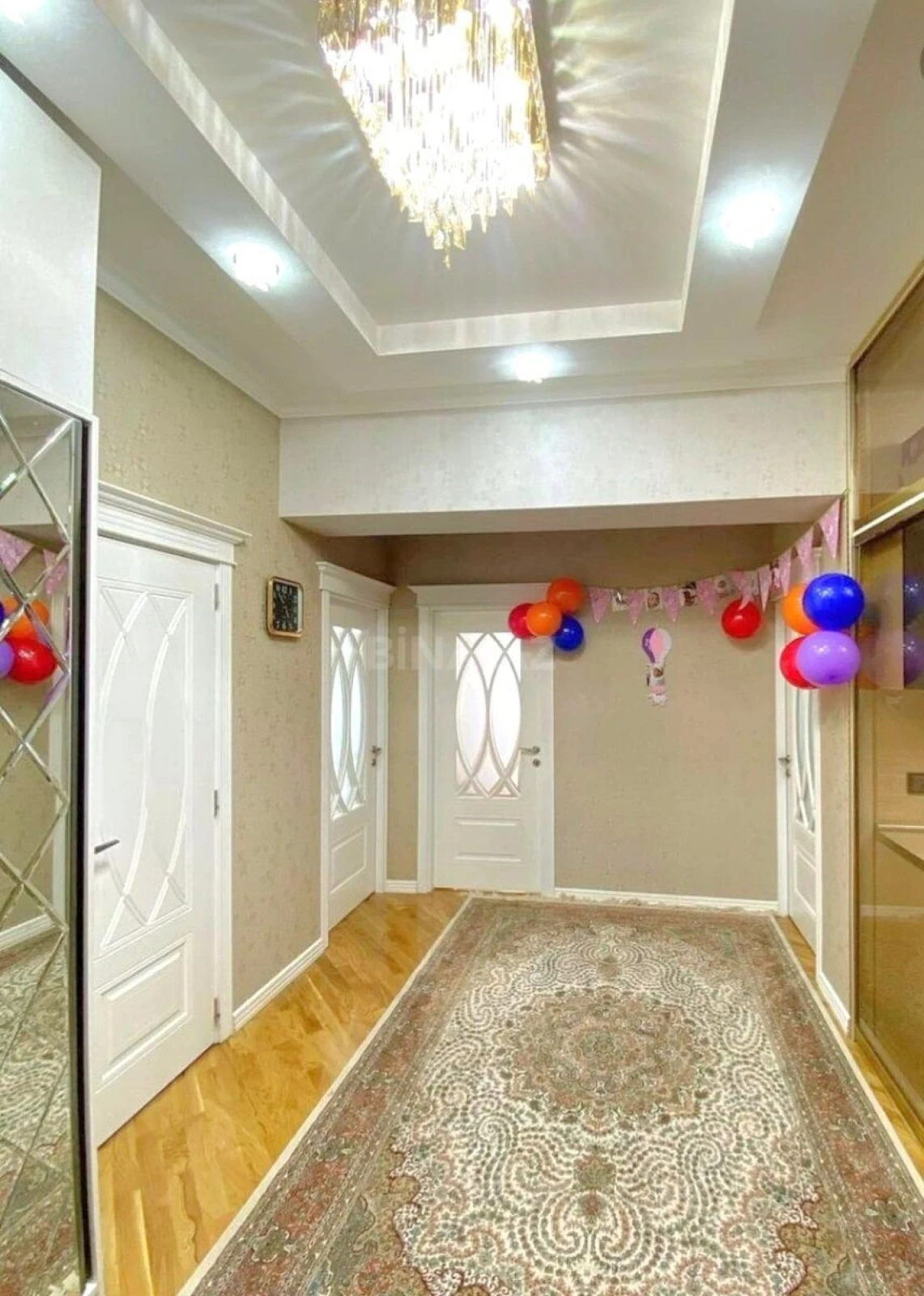 Satılır 3 otaqlı mənzil 105 m²