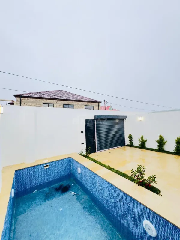 Satılır 4 otaqlı həyət evi 150 m²