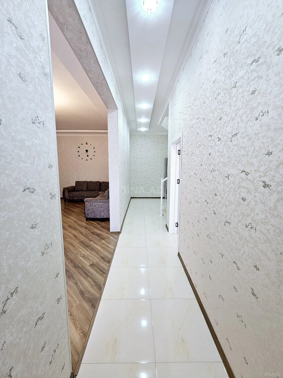 Satılır 4 otaqlı həyət evi 200 m²