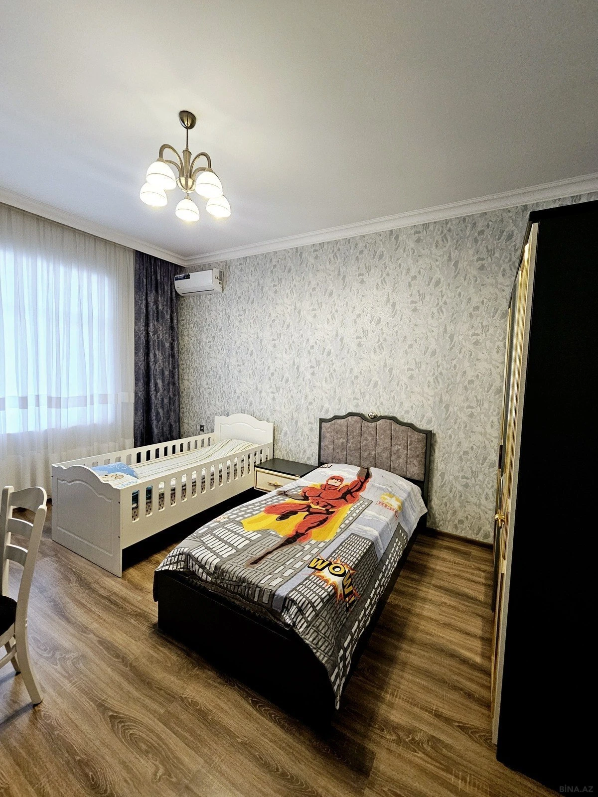 Satılır 4 otaqlı həyət evi 200 m²