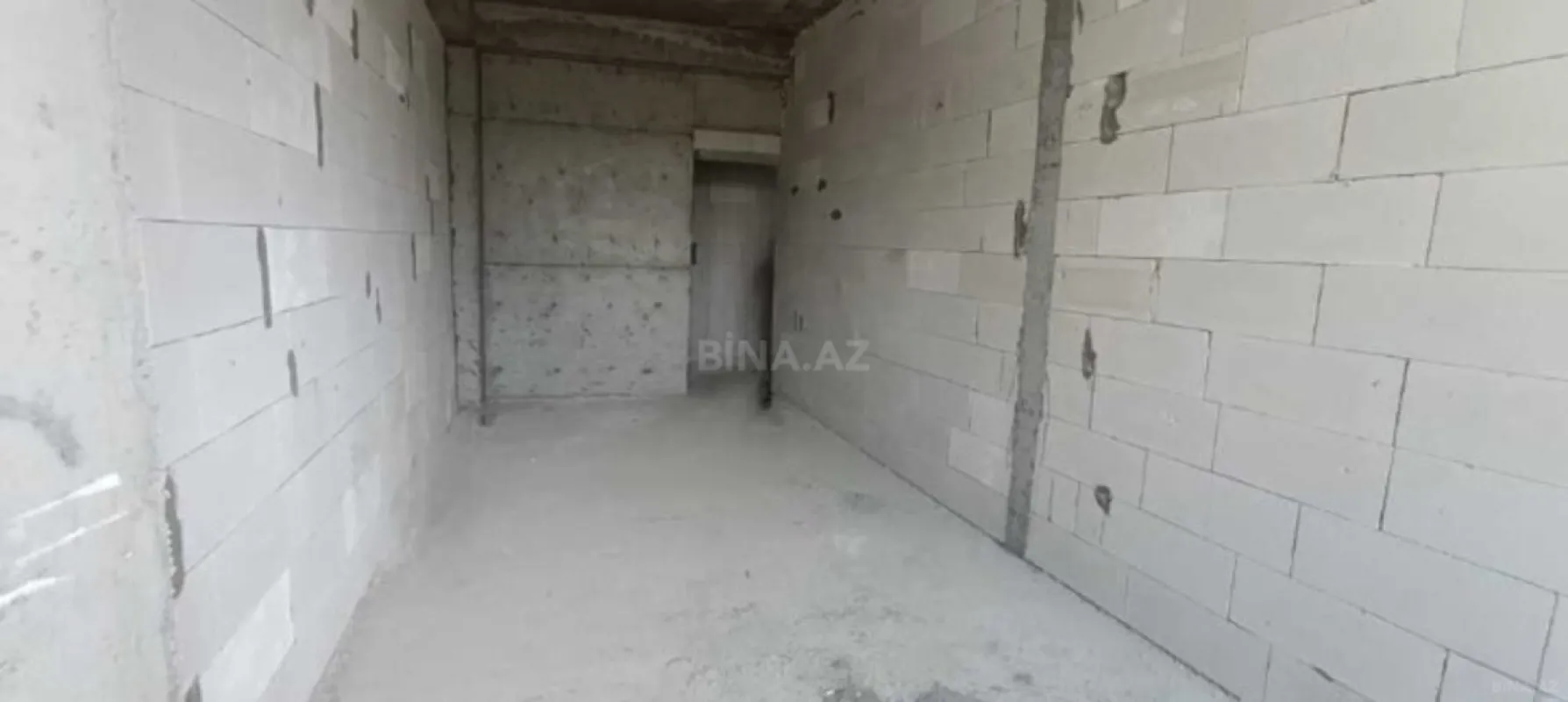 Satılır 3 otaqlı mənzil 134 m²