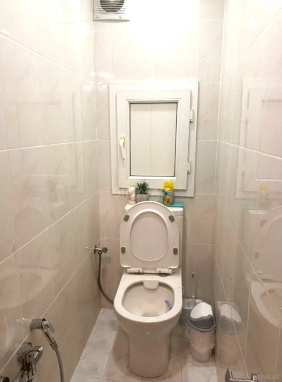 Satılır 2 otaqlı mənzil 67 m²