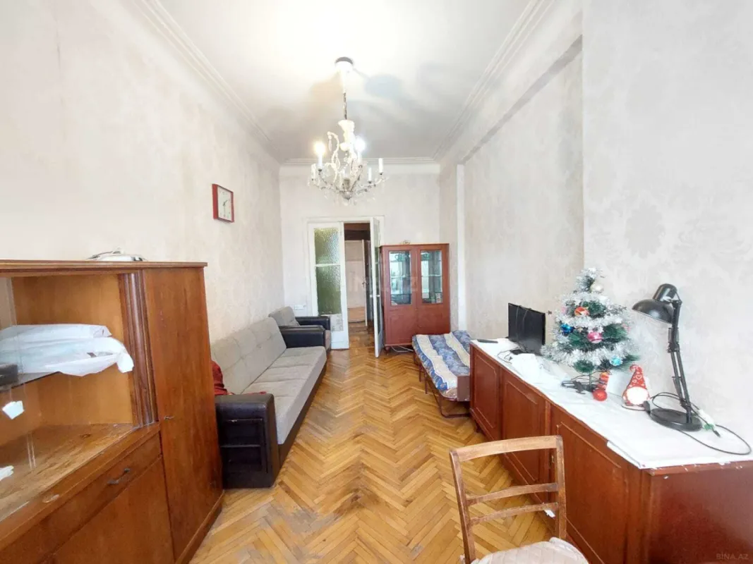 Satılır 2 otaqlı mənzil 65 m²