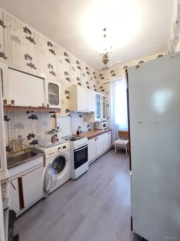 Satılır 2 otaqlı mənzil 65 m²