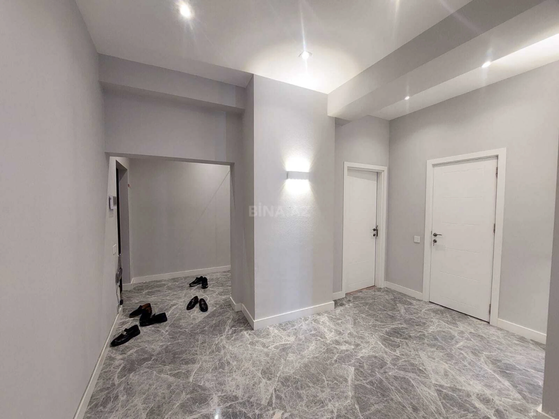 Satılır 3 otaqlı mənzil 100 m²