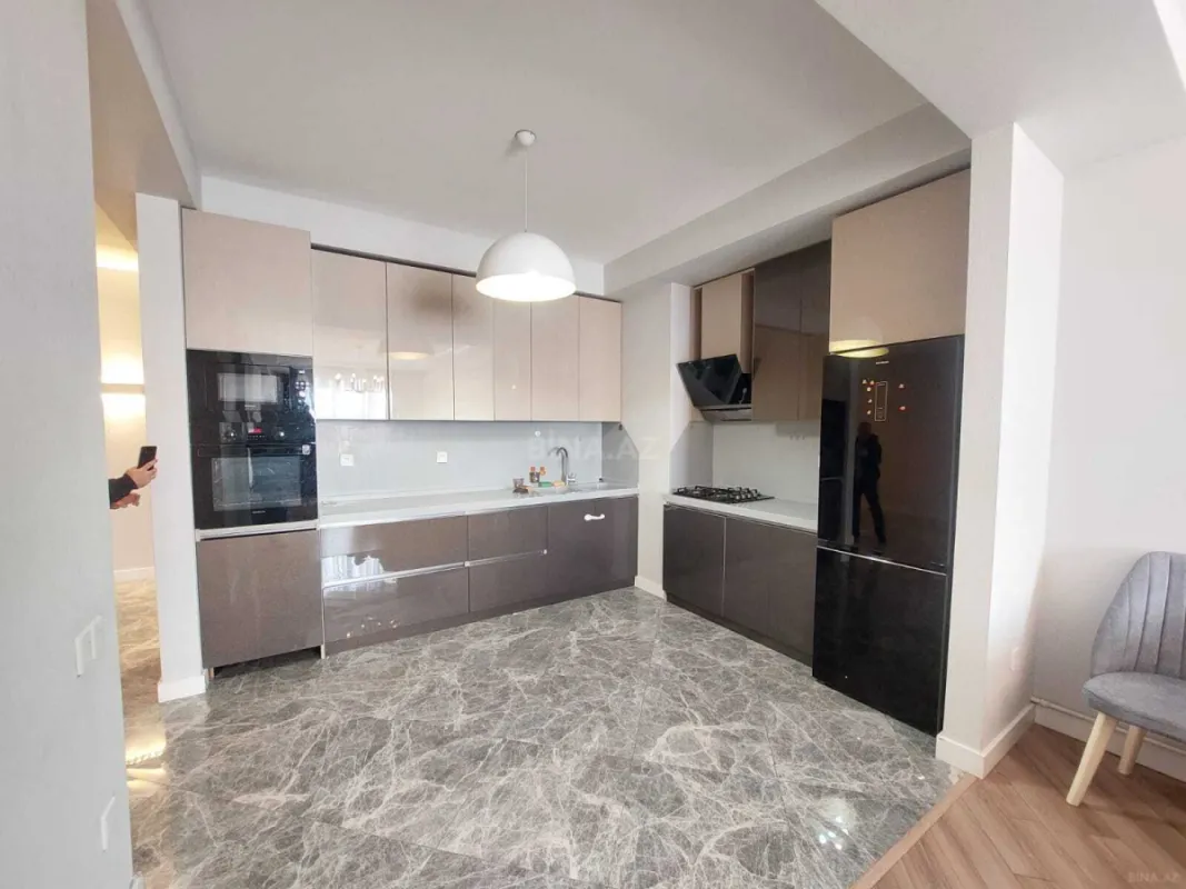 Satılır 3 otaqlı mənzil 100 m²