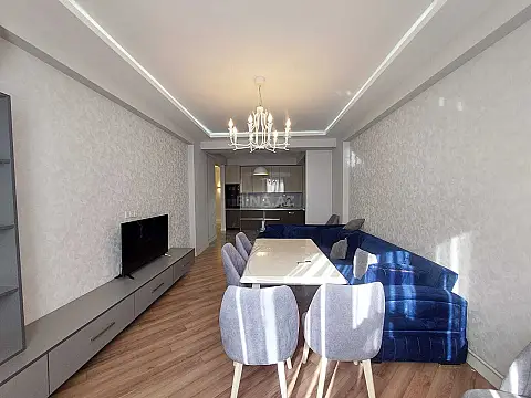 Satılır 3 otaqlı mənzil 100 m²