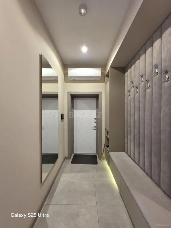 Kirayə verilir 2 otaqlı mənzil 105 m²