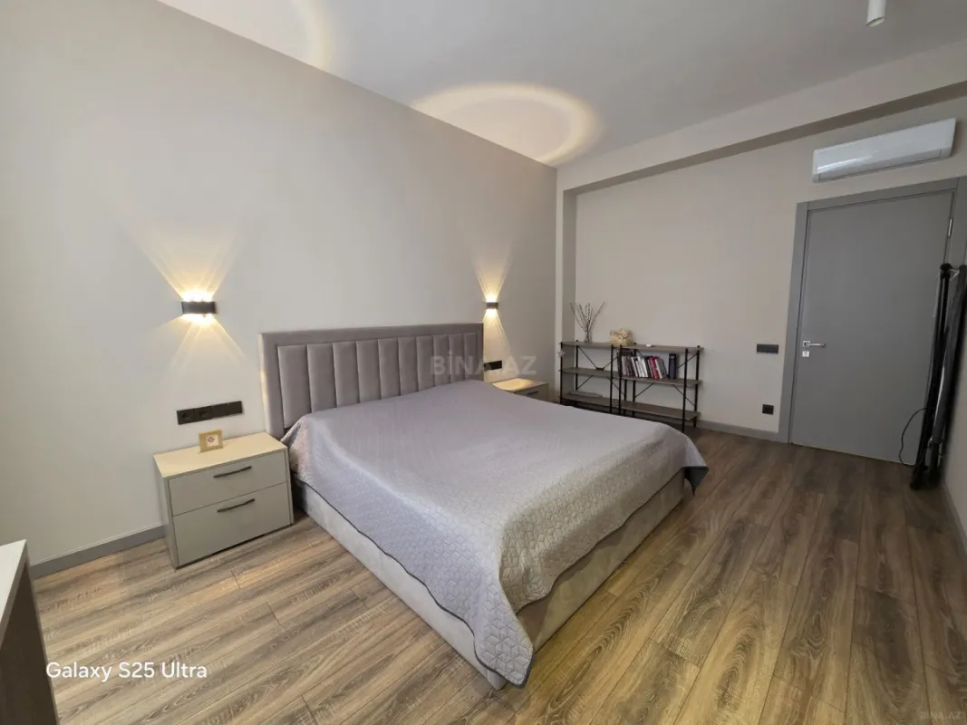 Kirayə verilir 2 otaqlı mənzil 105 m²