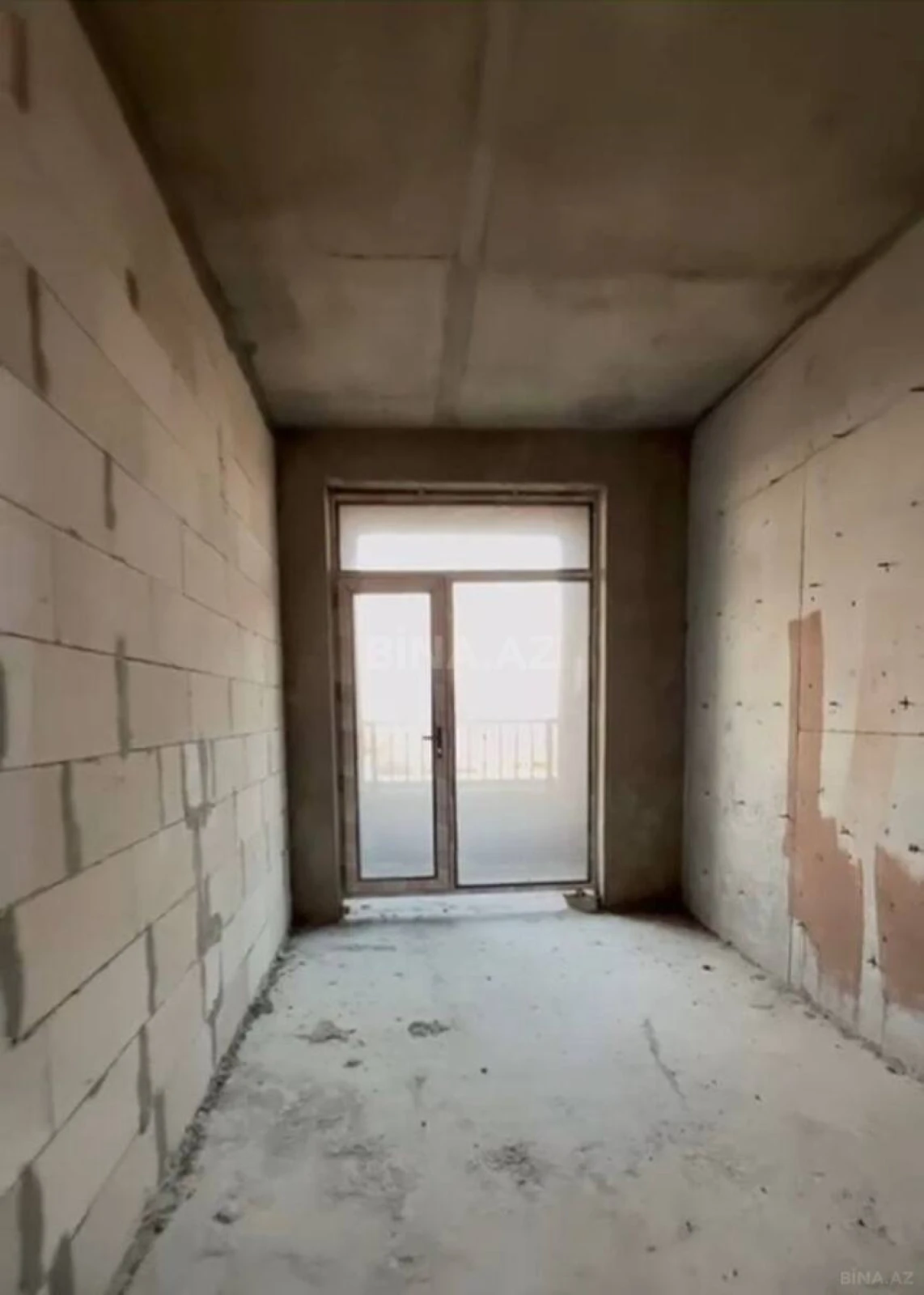 Satılır 3 otaqlı mənzil 113 m²