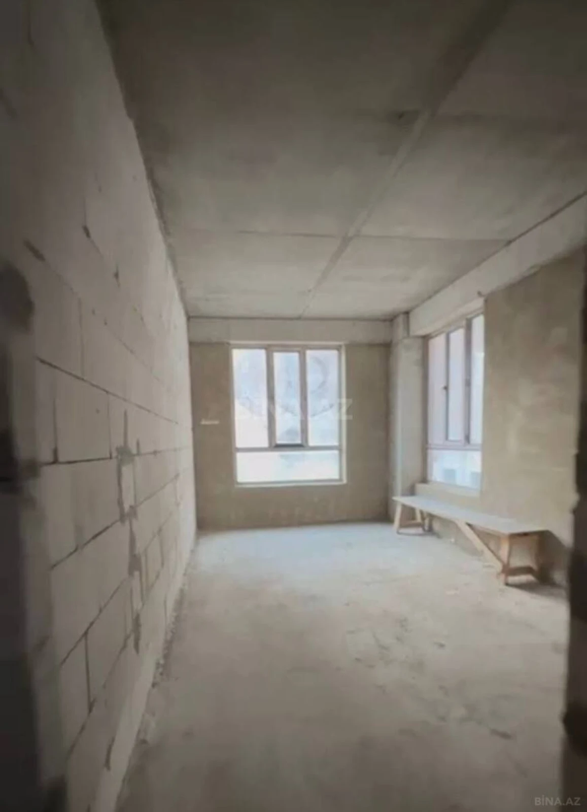 Satılır 3 otaqlı mənzil 113 m²