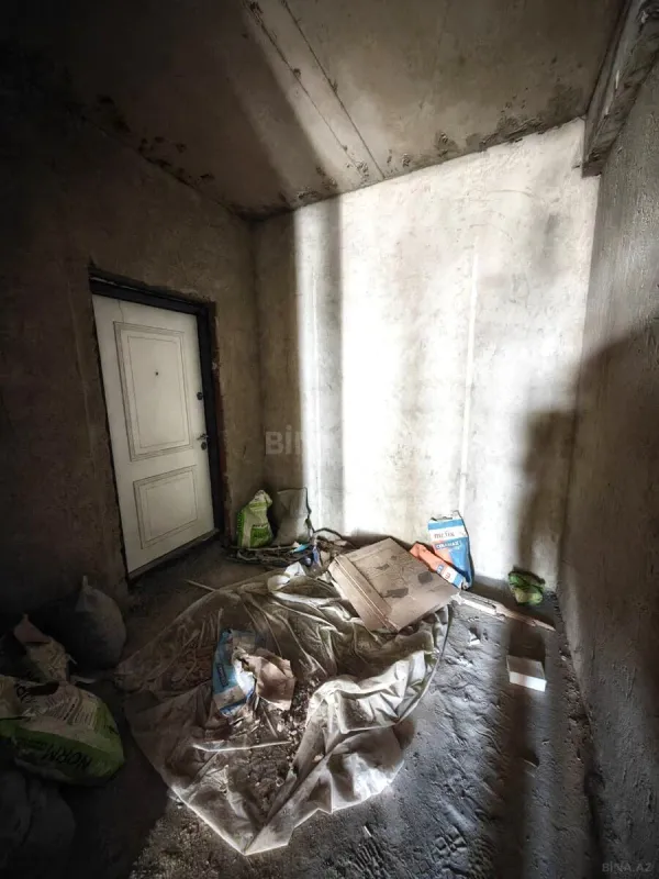 Satılır 3 otaqlı mənzil 111 m²