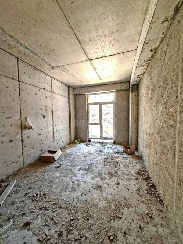 Satılır 3 otaqlı mənzil 111 m²