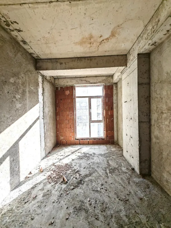 Satılır 3 otaqlı mənzil 111 m²