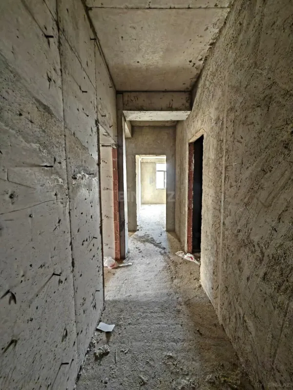 Satılır 3 otaqlı mənzil 111 m²