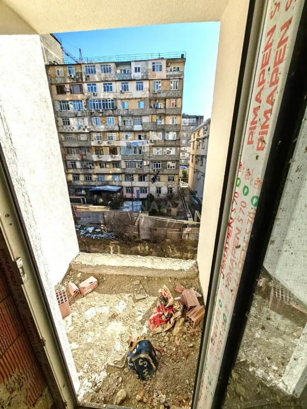 Satılır 3 otaqlı mənzil 111 m²