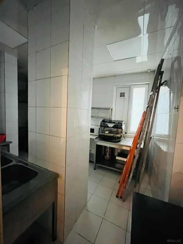 Kirayə verilir 6 otaqlı ofis 220 m²