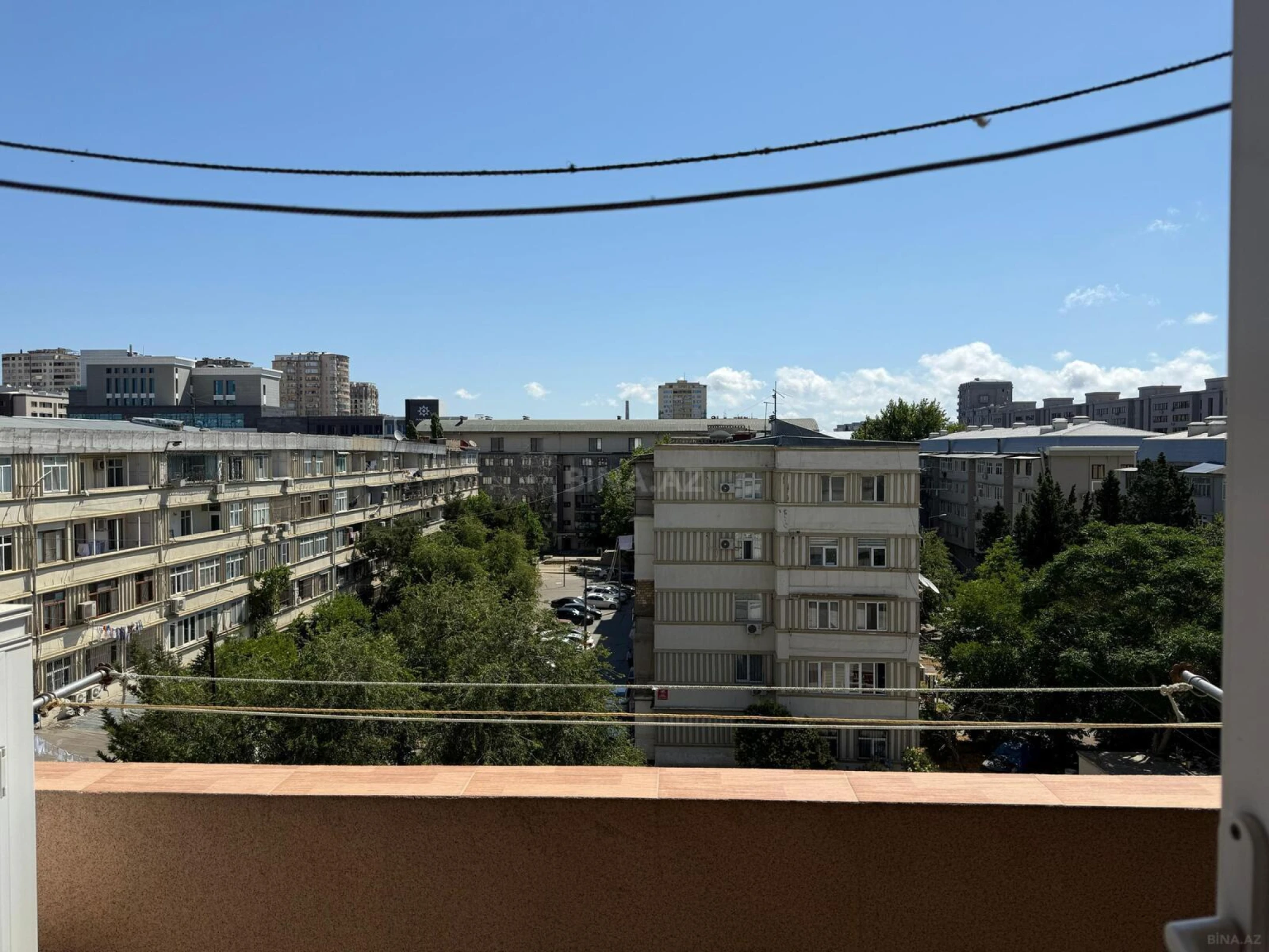 Satılır 2 otaqlı mənzil 65 m²