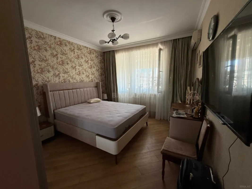 Satılır 2 otaqlı mənzil 65 m²