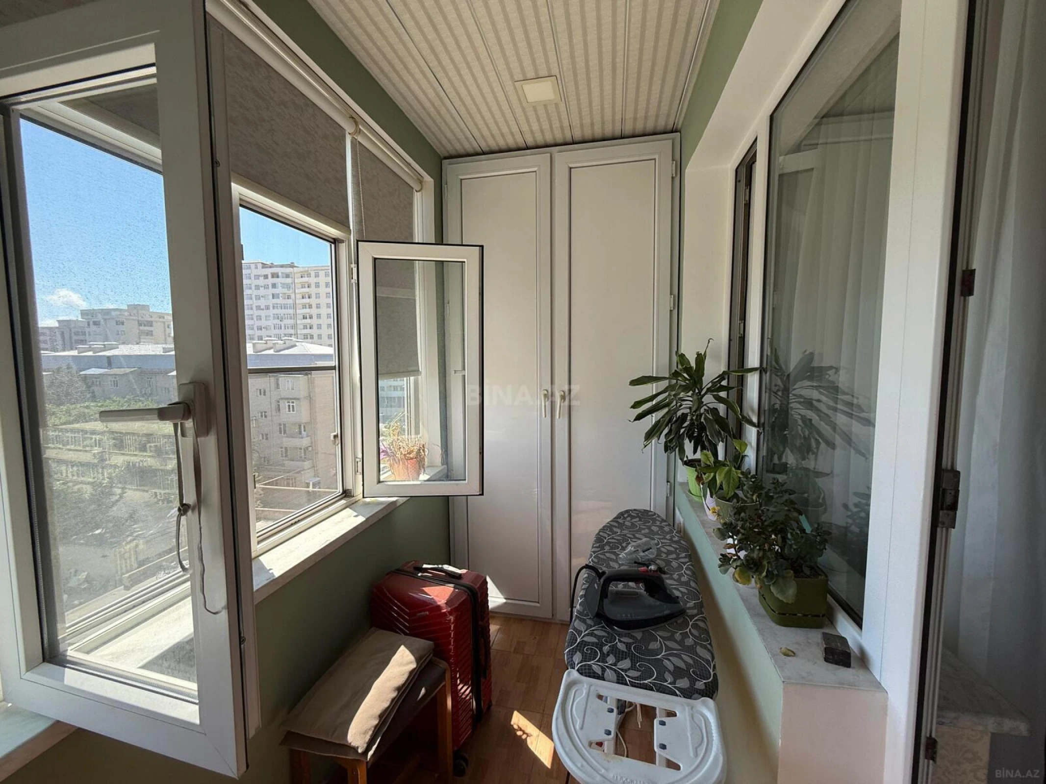 Satılır 2 otaqlı mənzil 65 m²