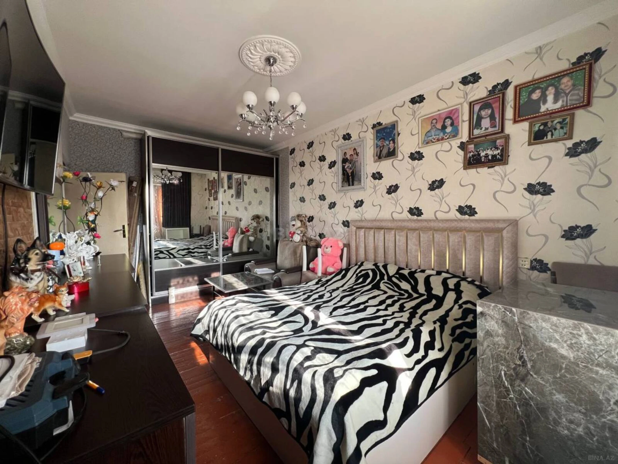 Satılır 4 otaqlı mənzil 100 m²