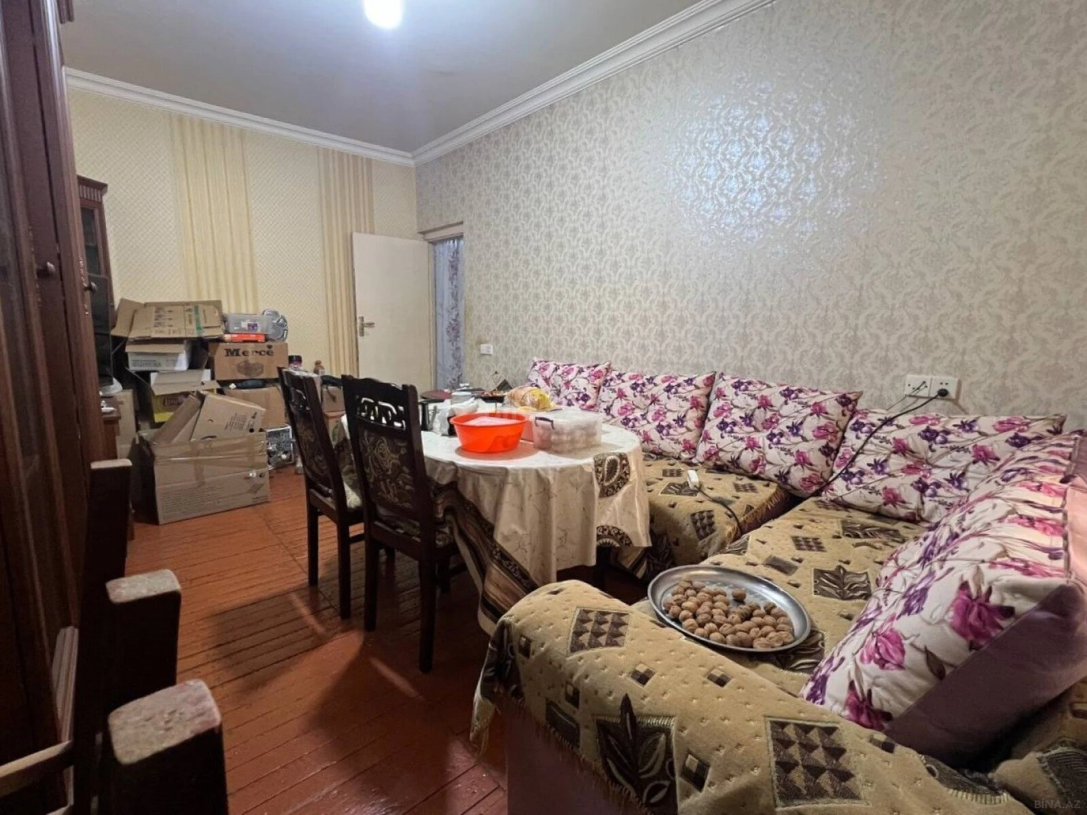 Satılır 4 otaqlı mənzil 100 m²