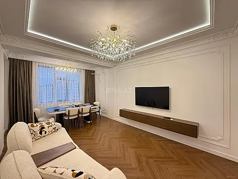 Satılır 3 otaqlı mənzil 118 m²