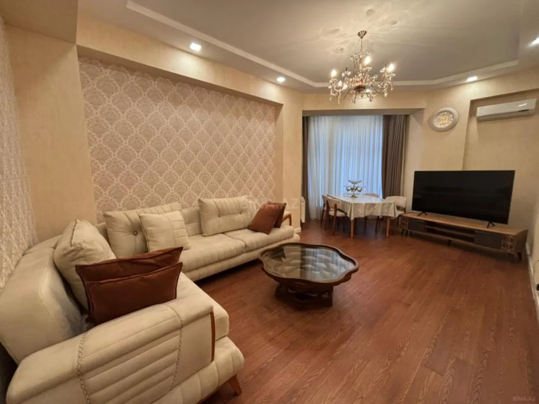 Kirayə verilir 3 otaqlı mənzil 120 m²