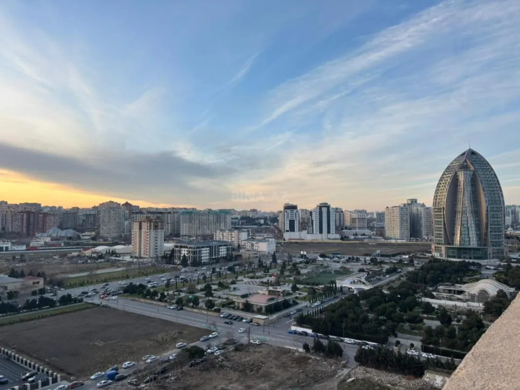 Kirayə verilir 3 otaqlı mənzil 120 m²