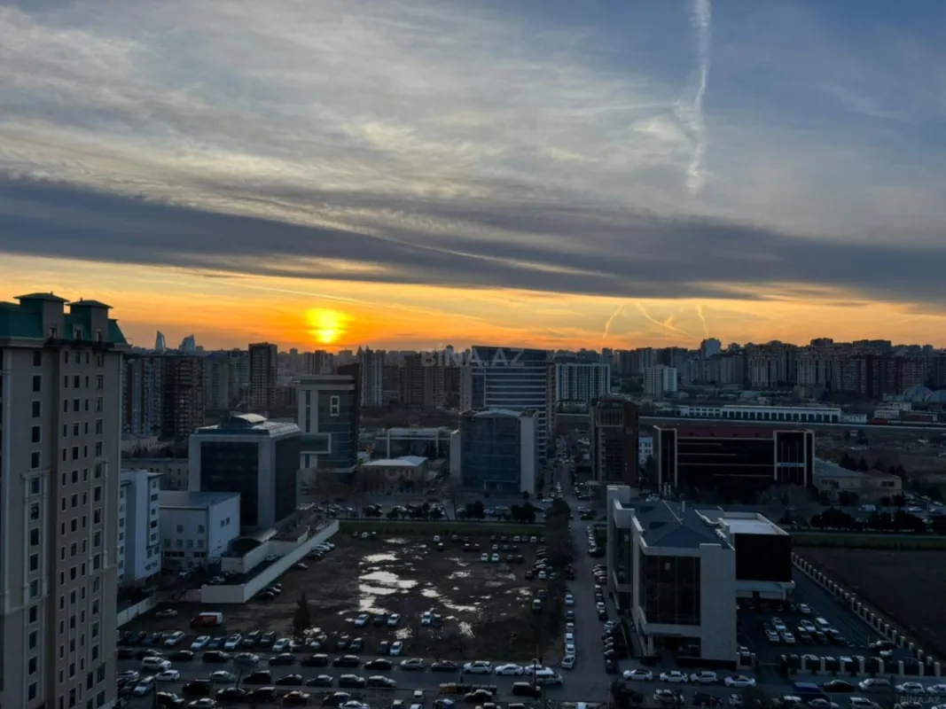 Kirayə verilir 3 otaqlı mənzil 120 m²