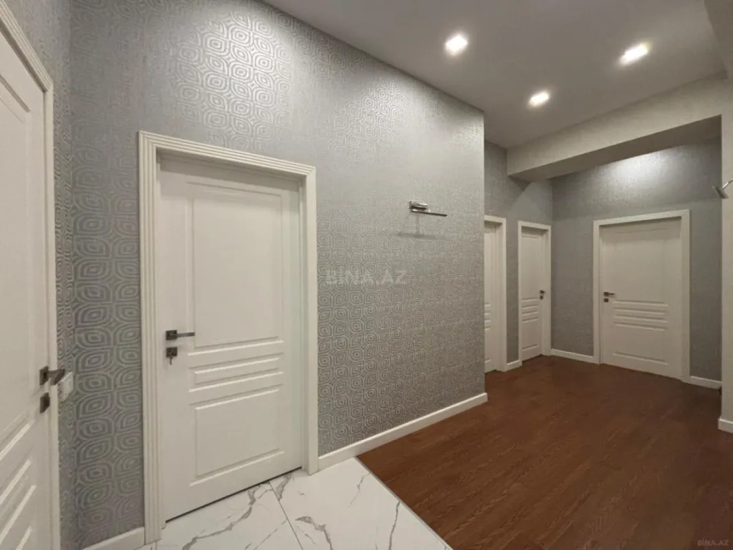 Kirayə verilir 3 otaqlı mənzil 120 m²