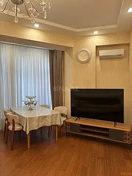 Kirayə verilir 3 otaqlı mənzil 120 m²