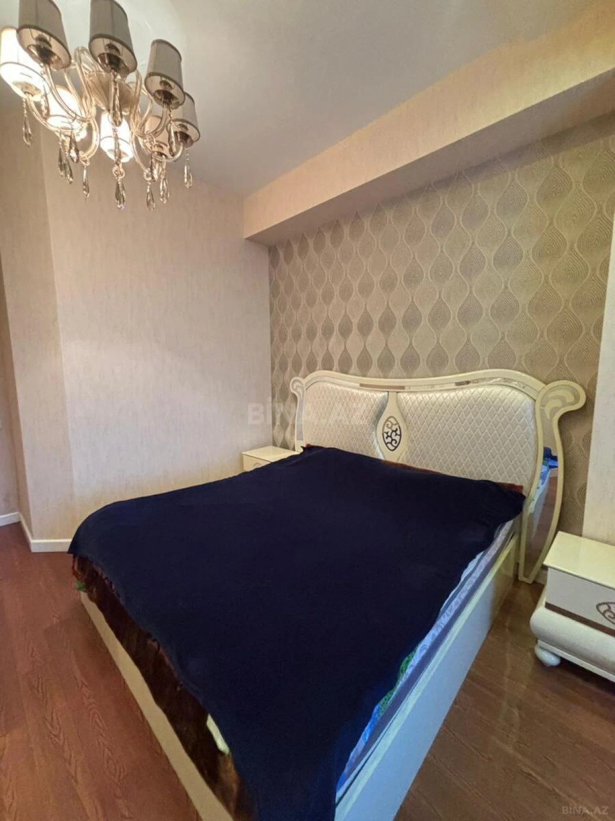 Kirayə verilir 3 otaqlı mənzil 120 m²