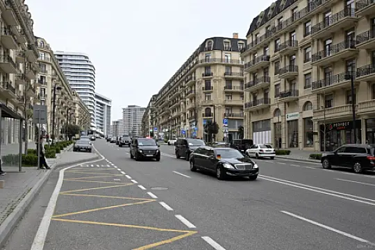 Satılır 2 otaqlı mənzil 115 m²