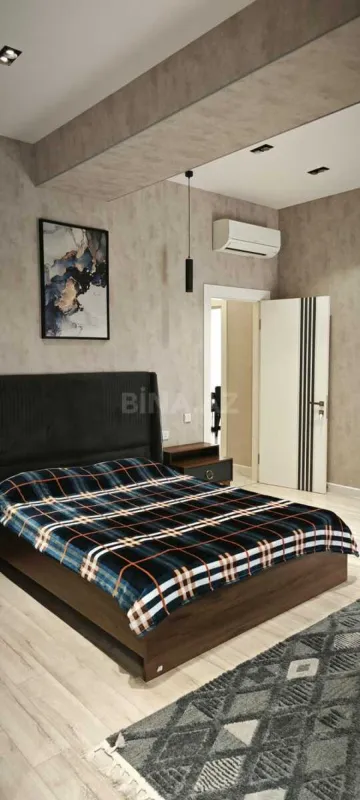 Satılır 2 otaqlı mənzil 115 m²