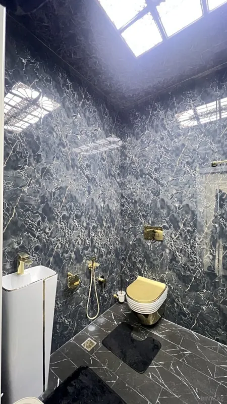 Satılır 3 otaqlı mənzil 140 m²