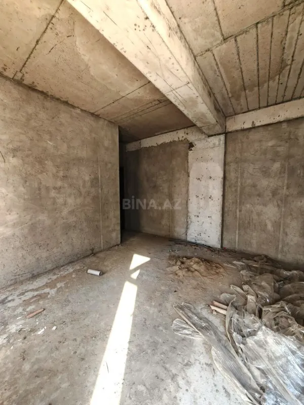 Satılır 3 otaqlı mənzil 111 m²