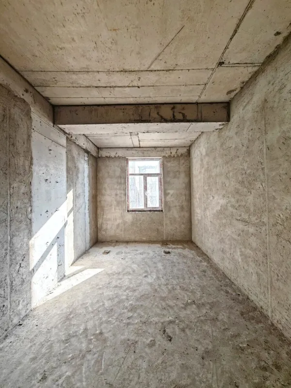 Satılır 3 otaqlı mənzil 111 m²