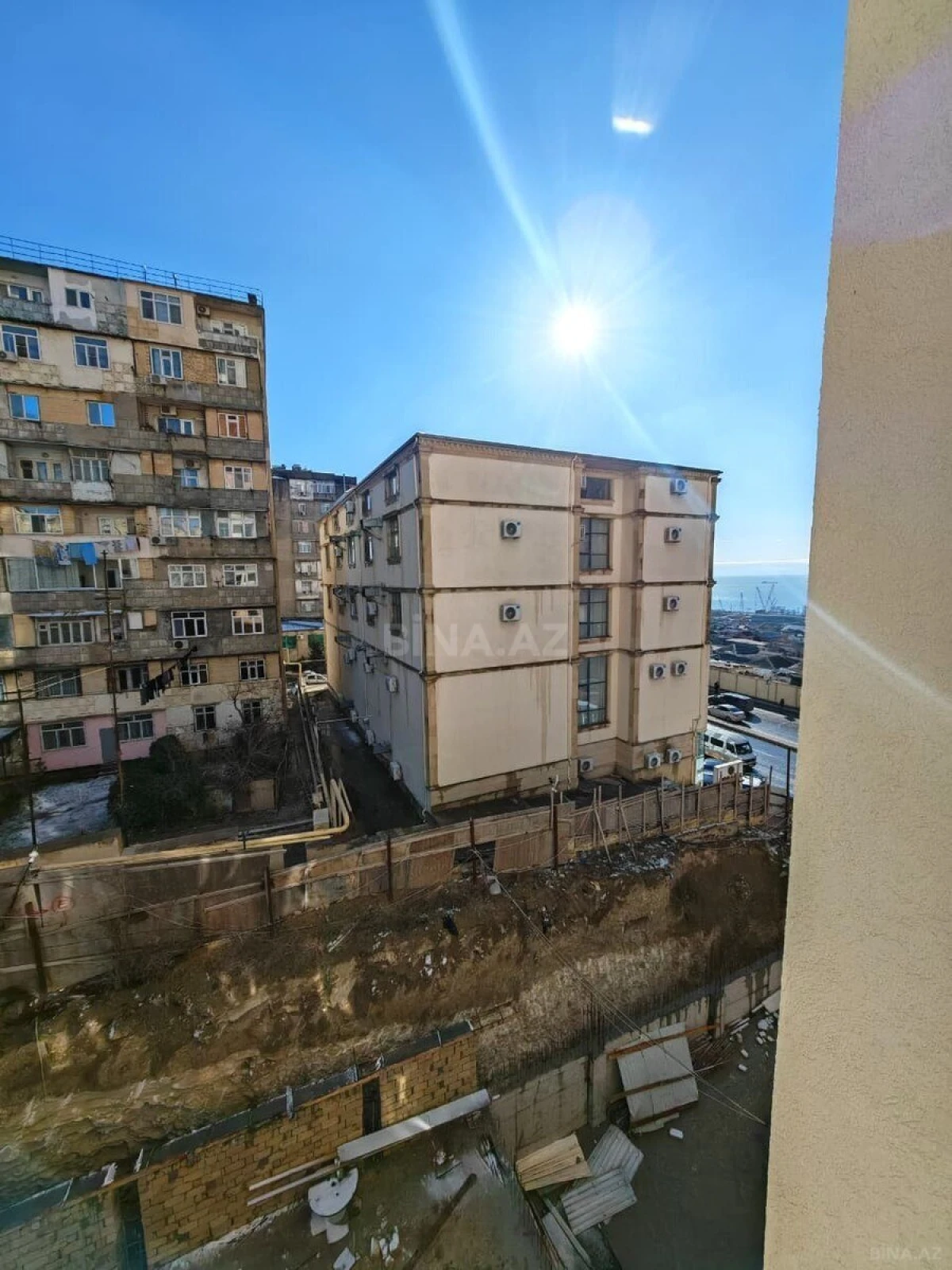 Satılır 3 otaqlı mənzil 111 m²