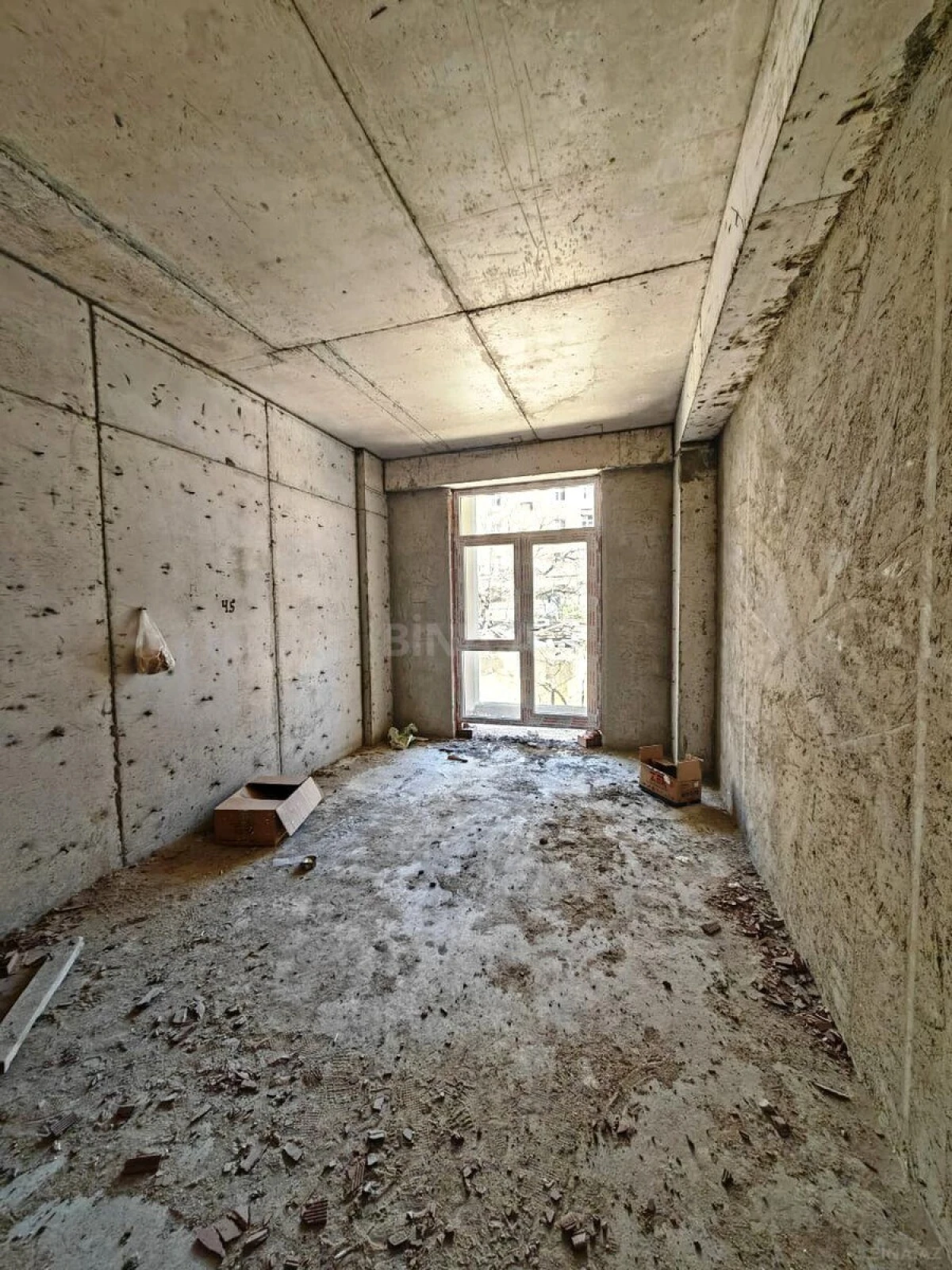 Satılır 3 otaqlı mənzil 111 m²