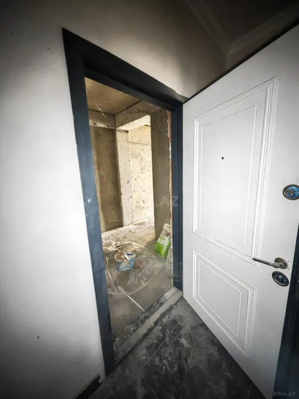 Satılır 3 otaqlı mənzil 111 m²