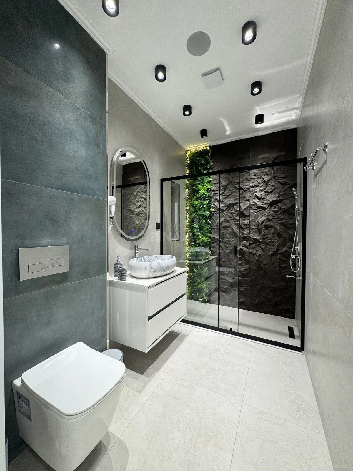 Satılır 2 otaqlı mənzil 63 m²